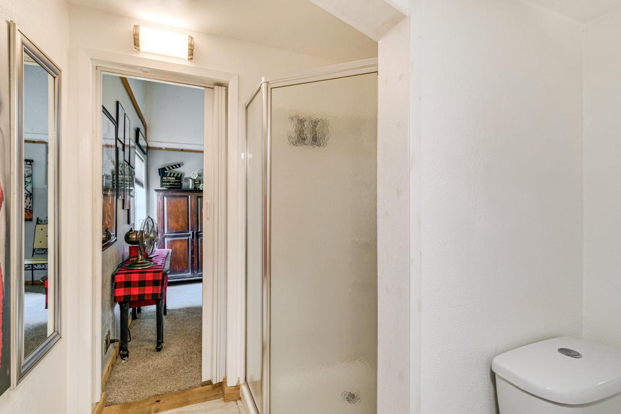 College Station Getaway With Hot Tub And Courtyard! 빌라 외부 사진